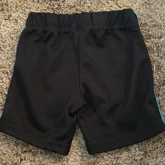 Blue green t-shirt with black shorts combo - Picture 3 of 8